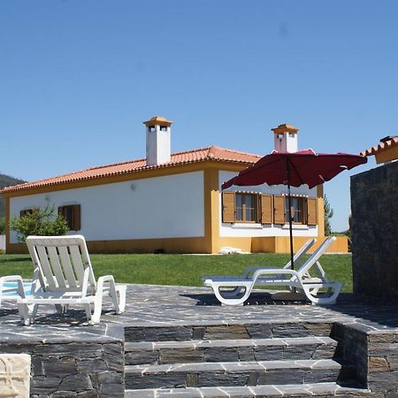 Casa Da Eira Em Dornes - Casa De Campo Familiar Com Piscina Pensionat Eksteriør billede