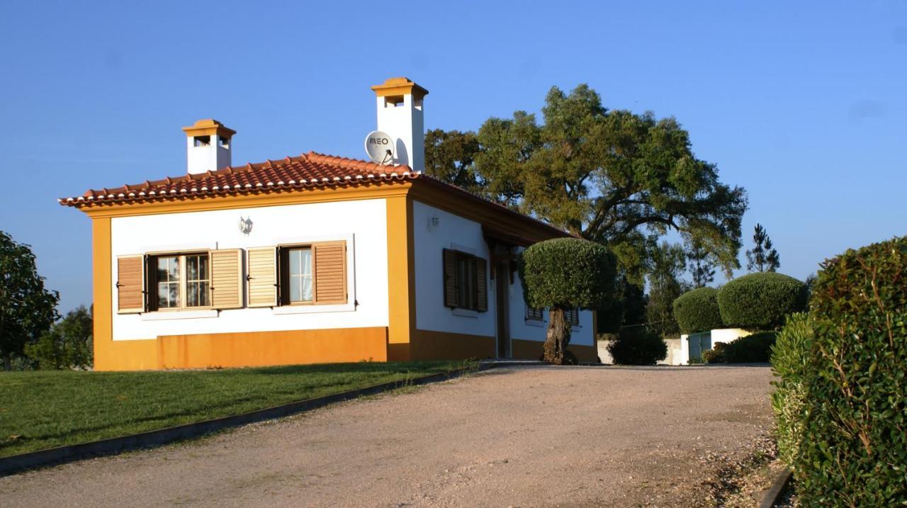 Casa Da Eira Em Dornes - Casa De Campo Familiar Com Piscina Pensionat Eksteriør billede